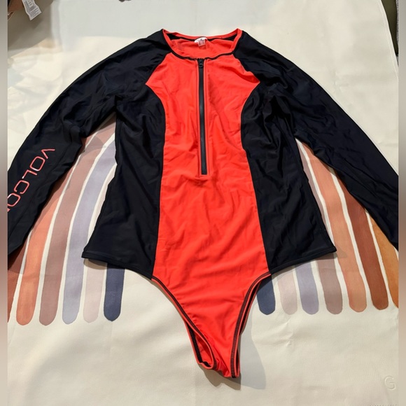 Volcom Other - Volcom Simply Solid Bodysuit One Piece Swimsuit